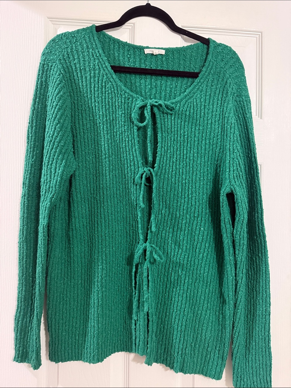 Women’s Cozy Green Tie-Front Textured Sweater